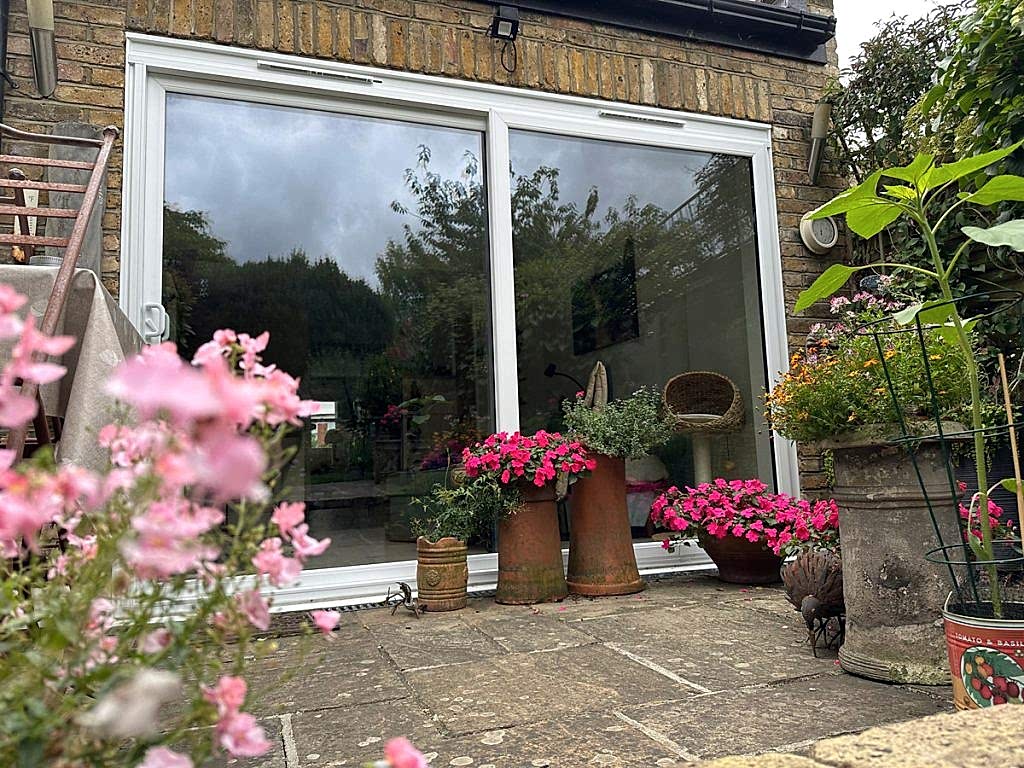 This installation has not only made day-to-day life easier for Gillian and her pets but also helped her make the most of her living space.